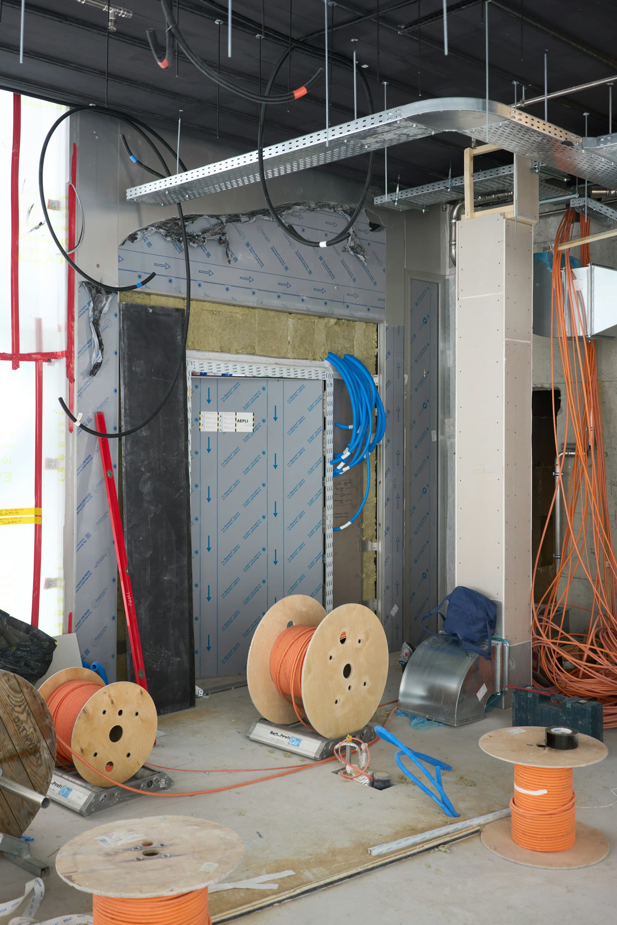 Solivance Electric services — panel upgrades, generators, EV chargers, and commercial lighting in Houston